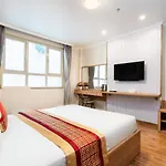 Luna Hotel Saigon Center