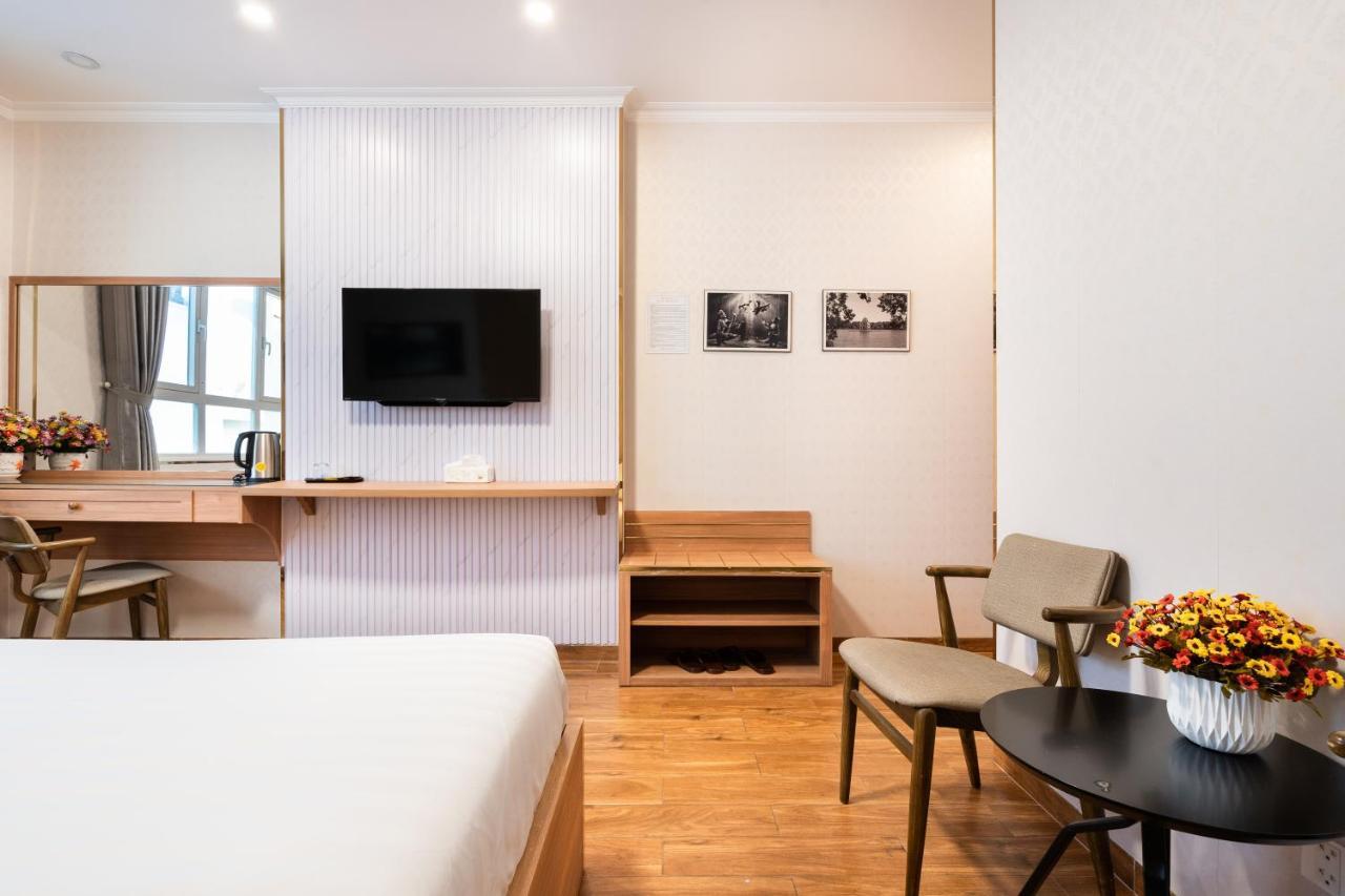 Khách sạn Luna Saigon Center 3*