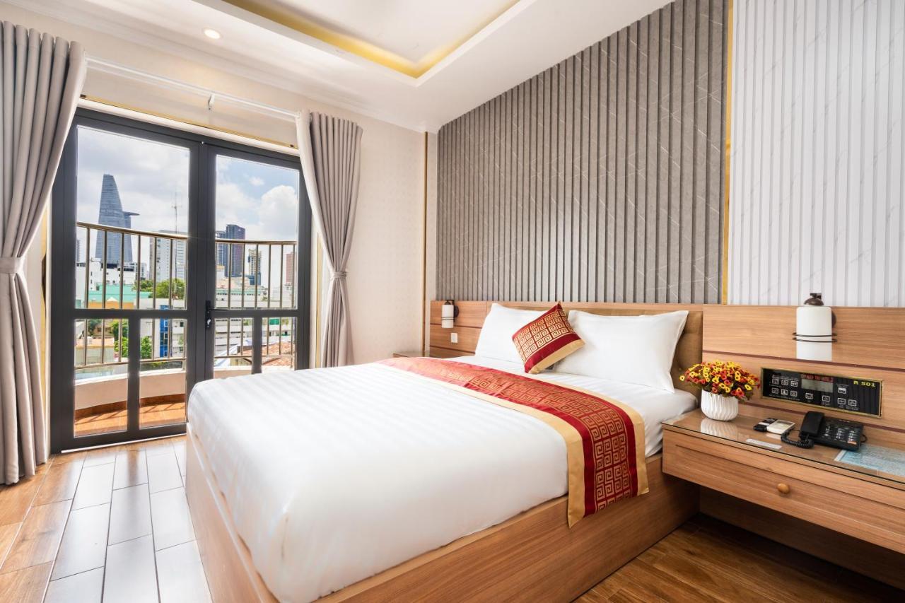 Khách sạn Luna Saigon Center TP. Hồ Chí Minh