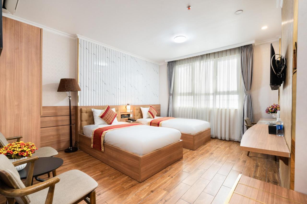 Khách sạn Luna Saigon Center 3*
